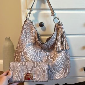 Michael Kors Handbag & Wallet